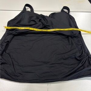Lands' End Elegant Black Swim Top XL